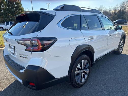 2025 Subaru Outback Touring XT