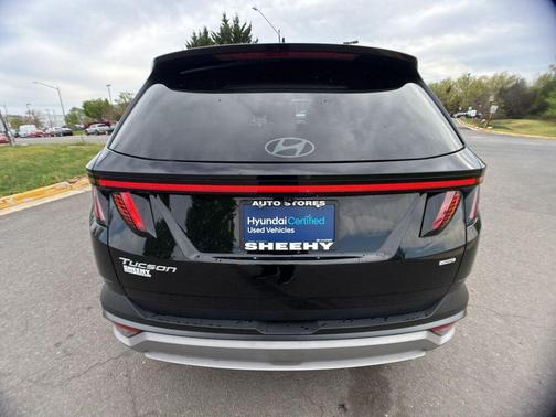 Phantom Black 2025 Hyundai TUCSON SEL Convenience