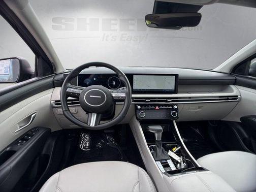 Phantom Black 2025 Hyundai TUCSON SEL Convenience