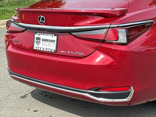 2021 Lexus ES 250 Base