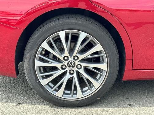 2021 Lexus ES 250 Base