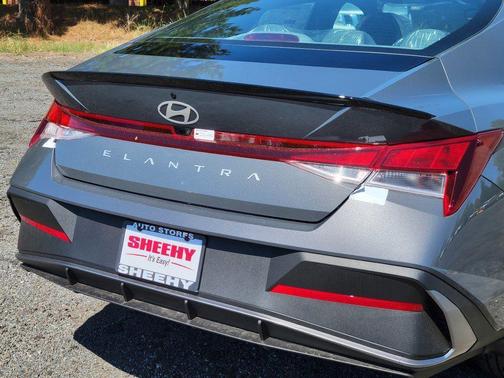 2025 Hyundai ELANTRA Sport