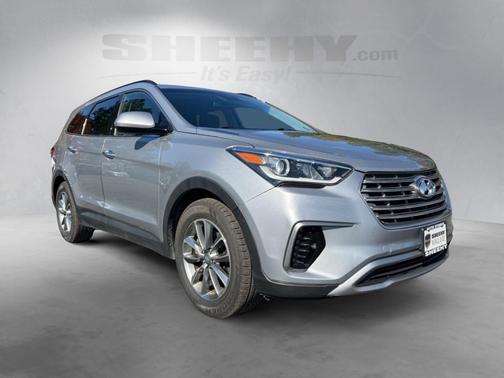 2017 Hyundai SANTA FE SE