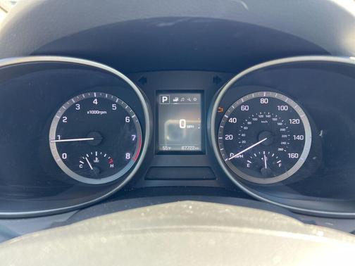 2017 Hyundai SANTA FE SE