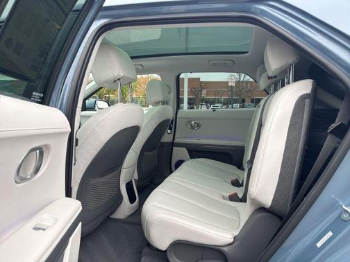 2023 Hyundai IONIQ 5 Limited