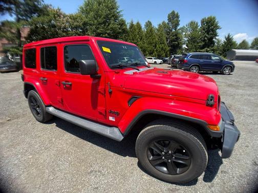 Firecracker Red Clearcoat 2019 Jeep Wrangler Unlimited Sahara