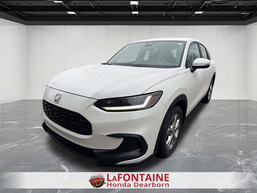 Platinum White Pearl 2024 Honda HR-V