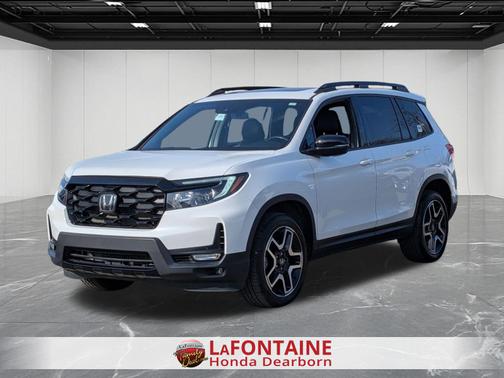 Platinum White Pearl 2022 Honda Passport