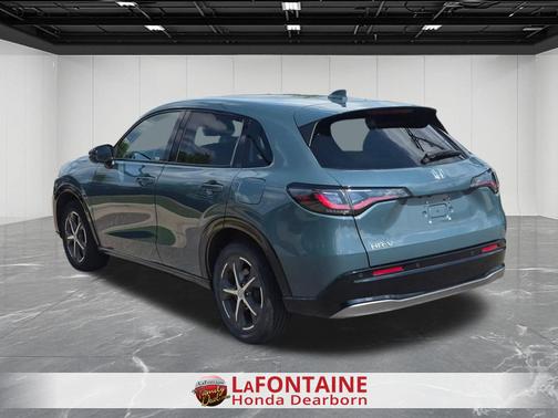 Nordic Forest Pearl 2024 Honda HR-V
