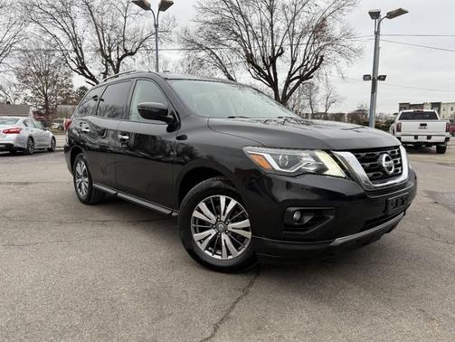 2019 Nissan Pathfinder SV 4dr SUV