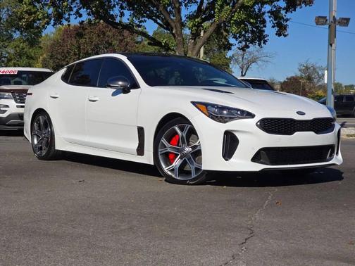 2019 Kia Stinger GT2 4dr Sedan