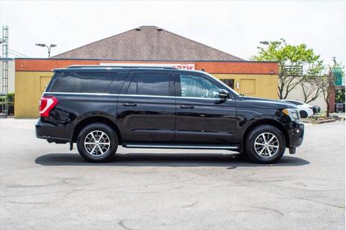 2021 Ford Expedition XLT 4x4 4dr SUV