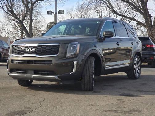 2022 Kia Telluride S AWD 4dr SUV