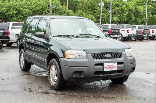 2004 Ford Escape XLS