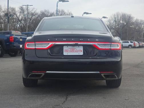 2017 Lincoln Continental Select AWD 4dr Sedan