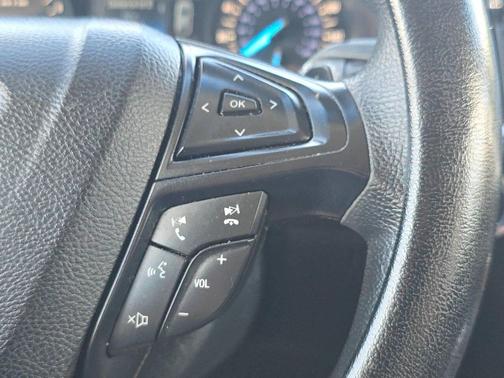 2016 Ford Edge SE