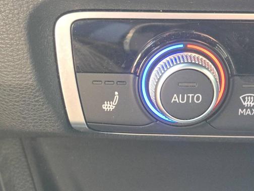 2021 Audi Q3 40 Premium