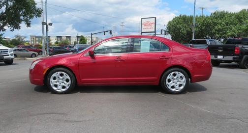 2010 Mercury Milan I 4 4dr Sedan