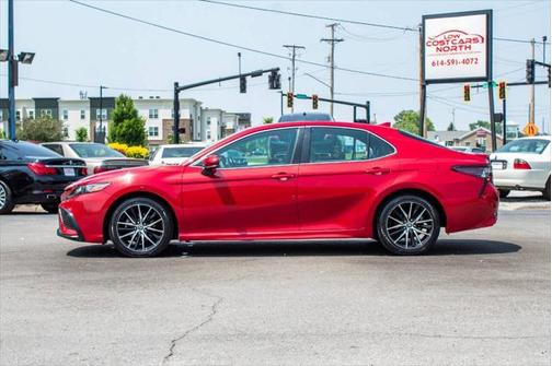 2022 Toyota Camry SE