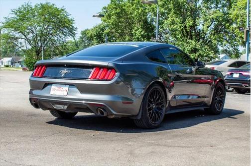 2016 Ford Mustang V6