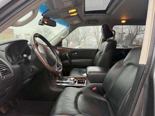 2017 INFINITI QX80 Base