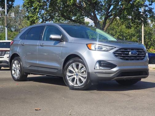2021 Ford Edge Titanium