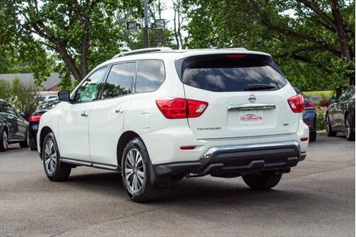 2017 Nissan Pathfinder S
