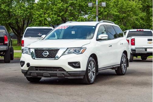 2017 Nissan Pathfinder S