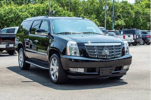 2013 Cadillac Escalade ESV Luxury
