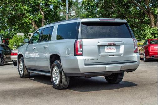 2017 GMC Yukon XL SLT