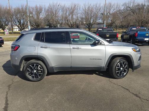 2022 Jeep Compass Latitude