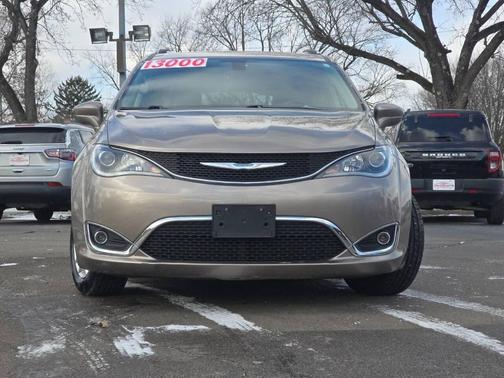 2018 Chrysler Pacifica Touring-L Plus