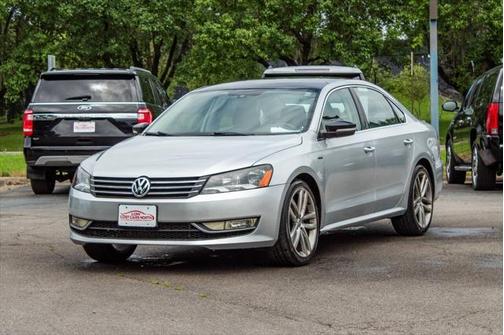 2015 Volkswagen Passat 1.8T Auto Sport