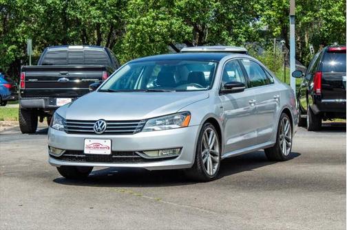2015 Volkswagen Passat 1.8T Auto Sport