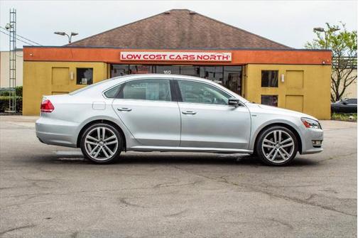 2015 Volkswagen Passat 1.8T Auto Sport