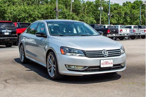2015 Volkswagen Passat 1.8T Auto Sport