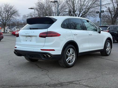 2017 Porsche Cayenne S