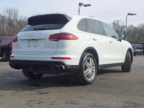 2017 Porsche Cayenne S