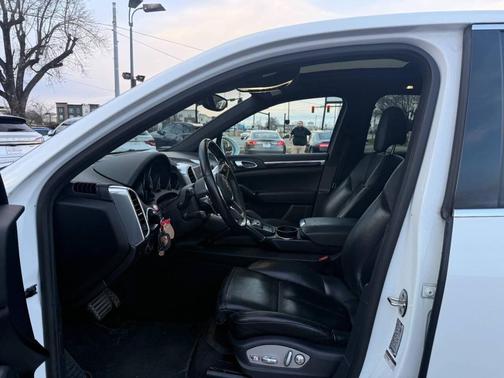 2017 Porsche Cayenne S