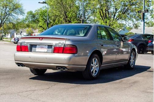 2004 Cadillac Seville Base