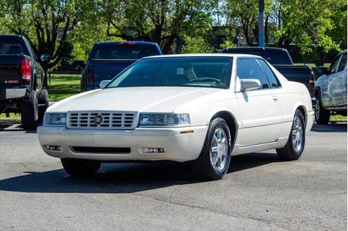 2002 Cadillac Eldorado ETC 2dr Coupe