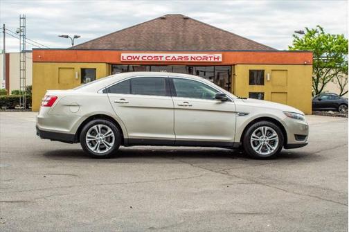 2017 Ford Taurus SE 4dr Sedan