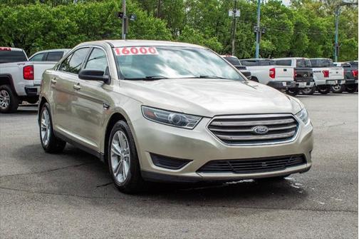 2017 Ford Taurus SE 4dr Sedan
