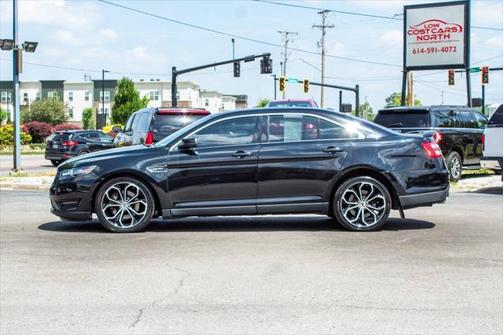 2016 Ford Taurus SHO AWD 4dr Sedan