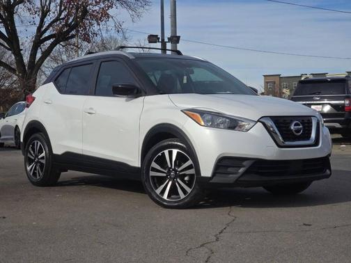 2020 Nissan Kicks SV