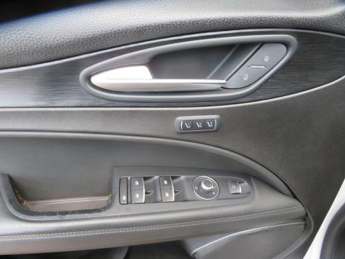 2018 Alfa Romeo Stelvio Base
