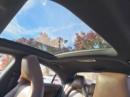 2014 Mercedes-Benz CLA-Class Base