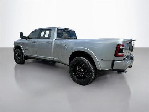 2022 RAM 3500 Laramie