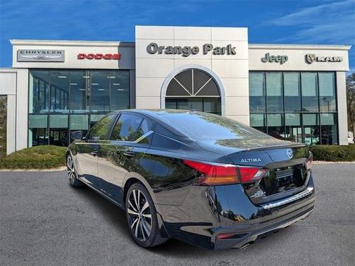 2021 Nissan Altima 2.5 SR