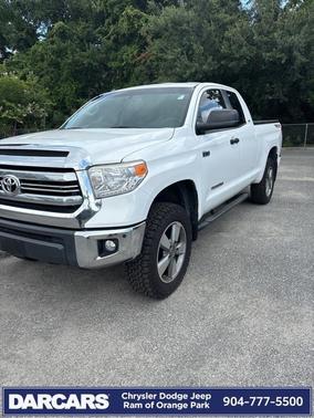 2017 Toyota Tundra SR5